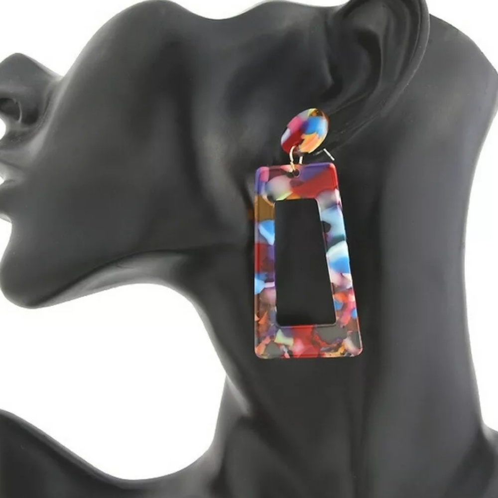 BOHO ACRYLIC STUD - Picture 2 of 3